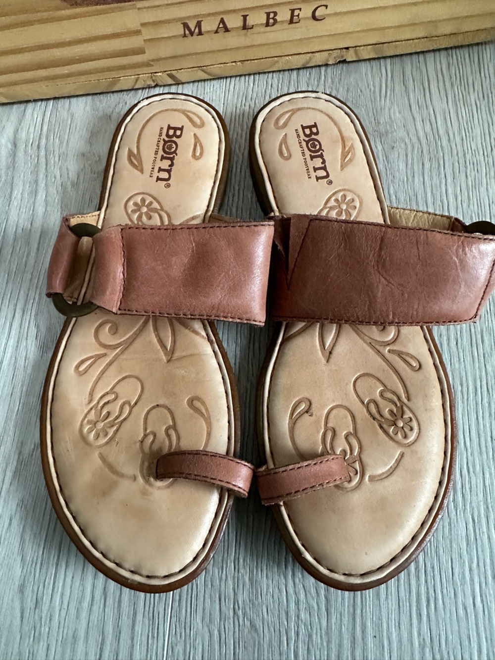 Børn Alice Leather Toe-Loop Flat Sandals - Brown / Tan Size 6